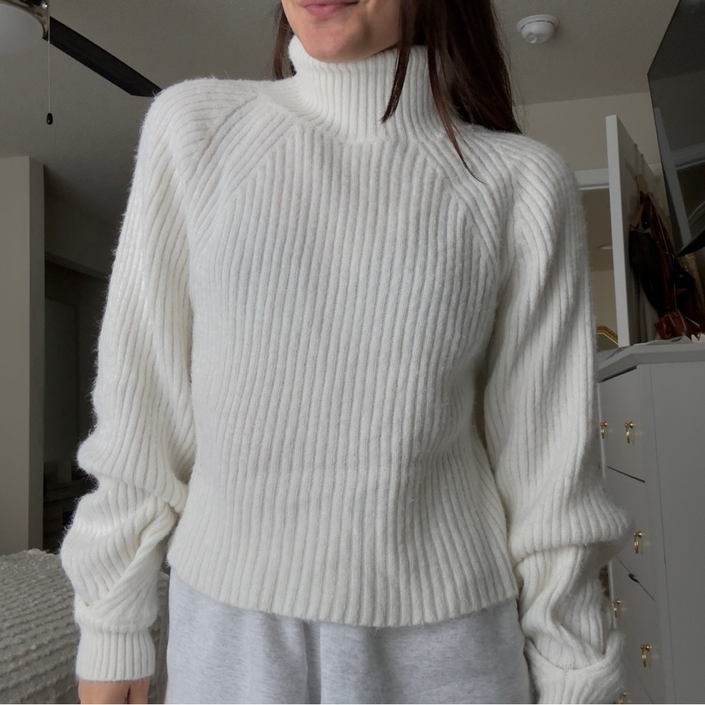 Missguided + Soft White Ribbed Turtleneck Sweater